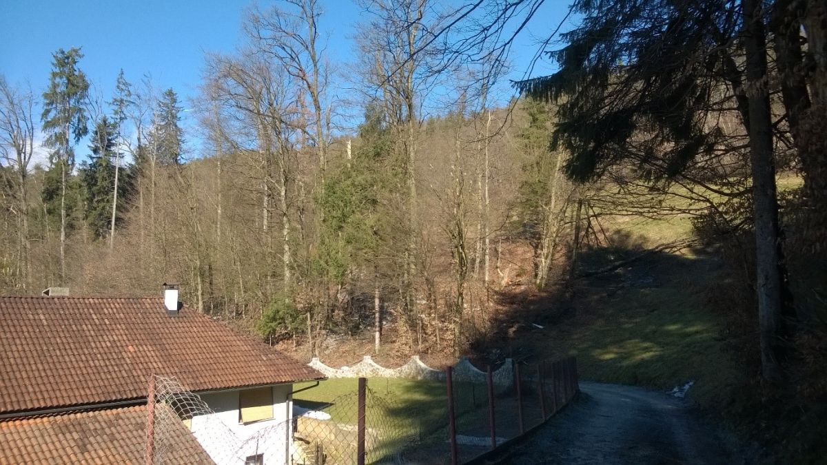 Prodamo stavbno zemljišče v občini Log-Dragomer