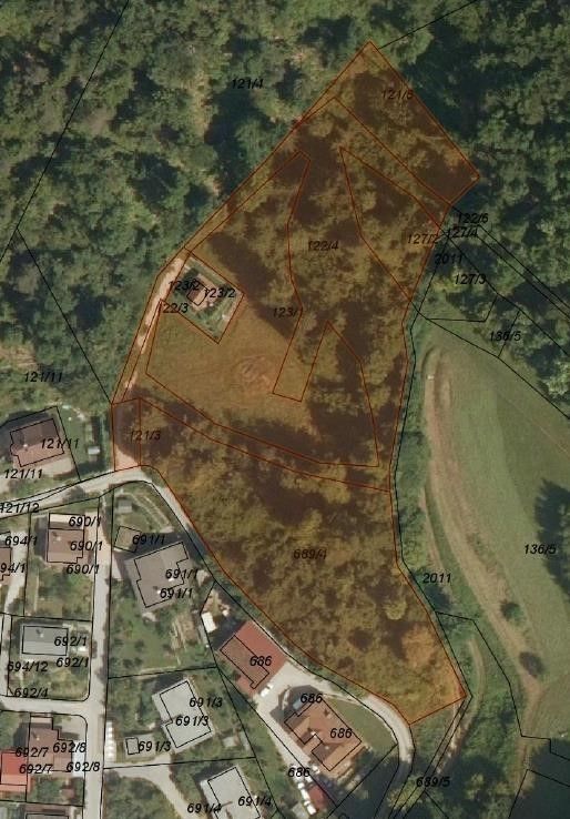 Prodamo stavbno zemljišče v občini Log-Dragomer